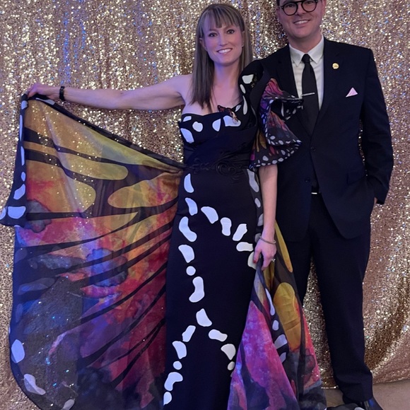 Meet your Posher, Tonya! Im autistic and amazing! - Picture 11 of 11